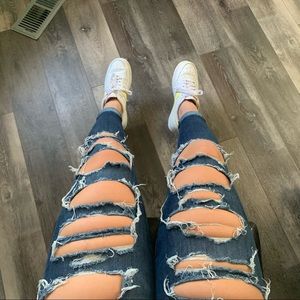 american eagle ripped jeans